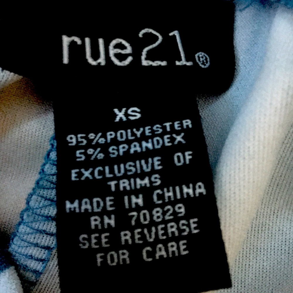 RUE 21 paper bag shorts (SIZE XS)